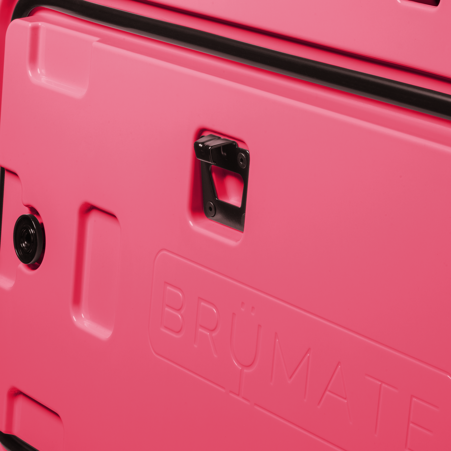 brutank-n6 brutank-55qt-neonpink-bottle-opener.png