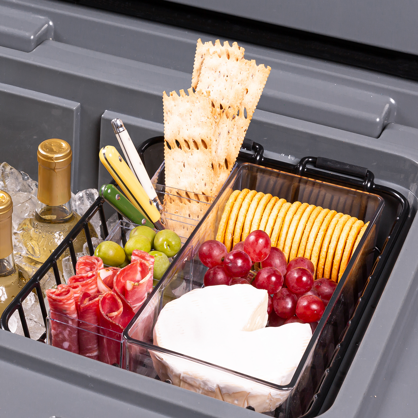 brutank-35qt-55qt-dry-rack-r1 brutank-dry-rack_accessory_alt-1.png